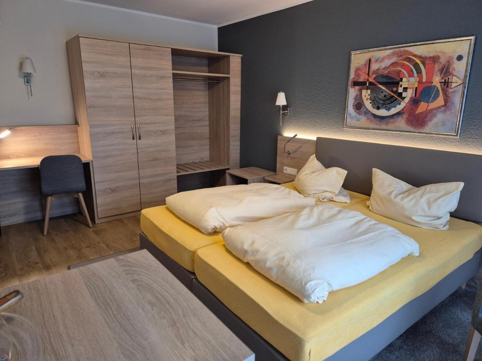 Hotel Zur Waage Bad Muenstereifel Exterior foto